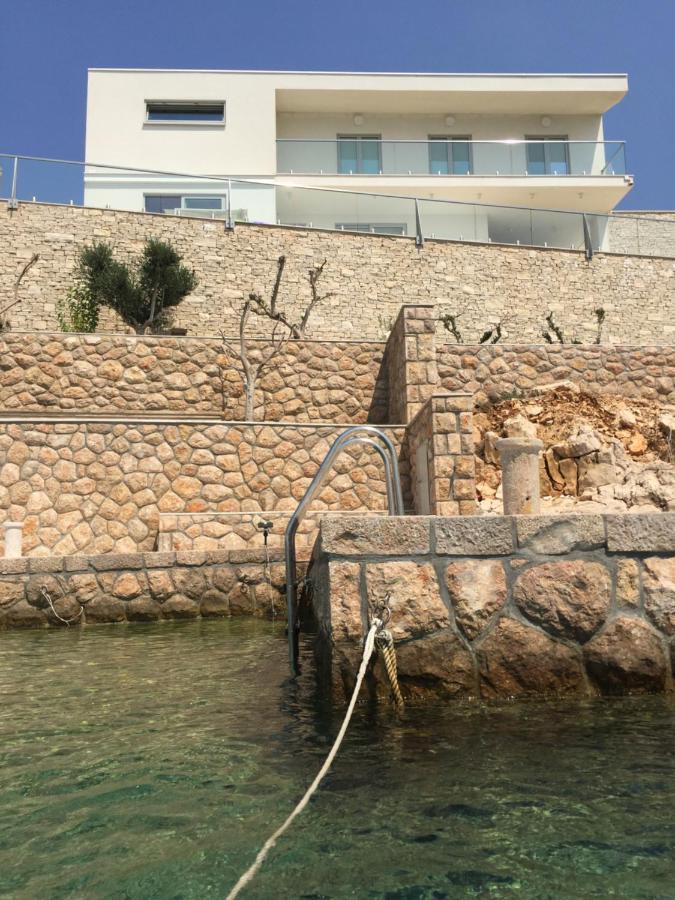 Villa Basthel Direct Aan Zee ,Verwarmd Zwembad En Sauna Baric Draga Exterior photo